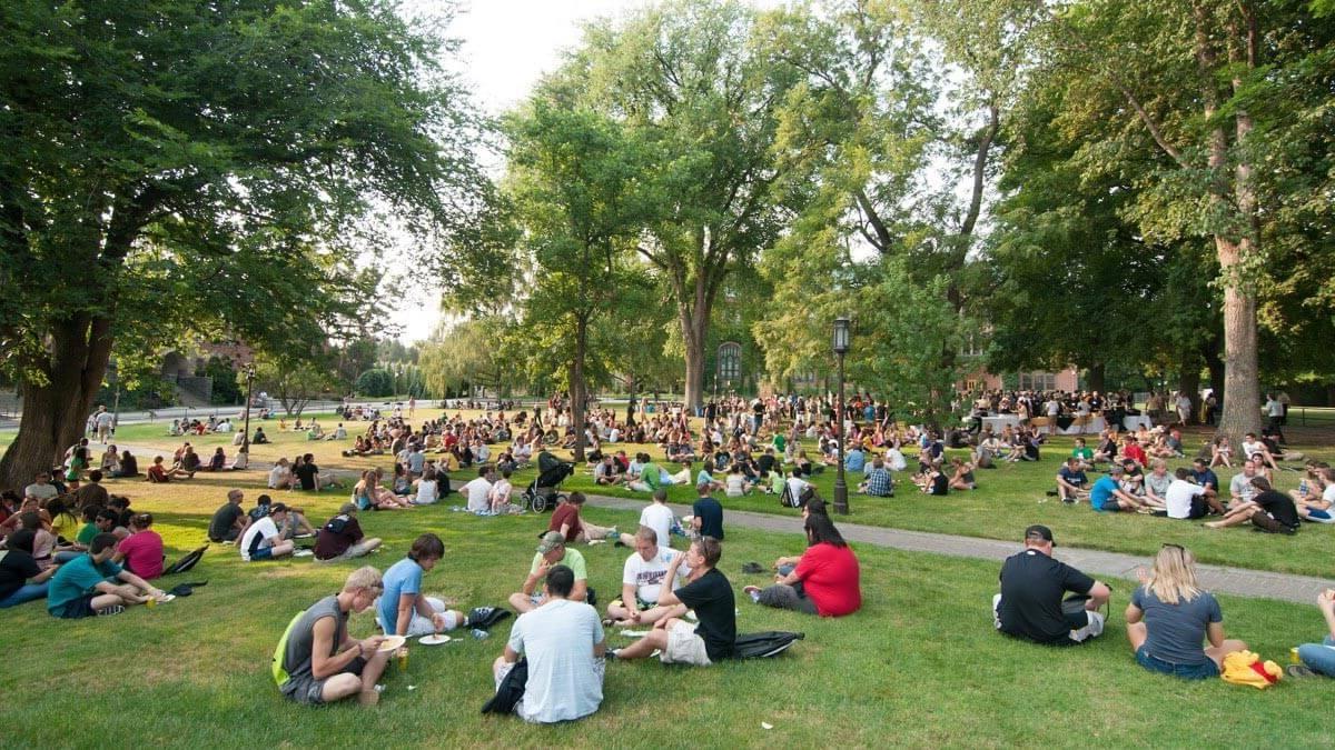 New students gather on the Administration Building lawn